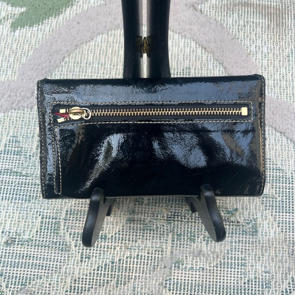 Dooney & Bourke Black patent Leather Medium Wallet - Picture 8 of 13